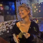 Grace VanderWaal Instagram - M I L F 2 0 2 1