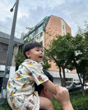Gray Instagram - 한가위만 같아라 🌝💙
모두들 #해피추석