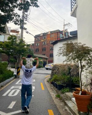 Gray Instagram - 한가위만 같아라 🌝💙
모두들 #해피추석