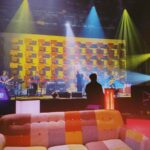 Greg Hsu Instagram - 沒想到，還能ㄧ起聽到這場演唱會⋯ 都在的感覺真好，完整了我們心中的ending 伍夜夢迴 跳最後一支舞 #想見你 謝謝伍佰老師