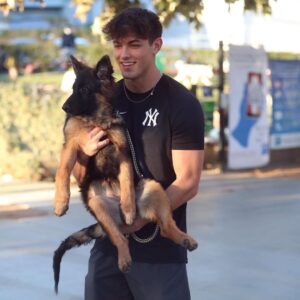 Griffin Johnson Instagram - look how big my daughter is now :,(