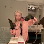Grimes Instagram – Fate amenable to change 🗡