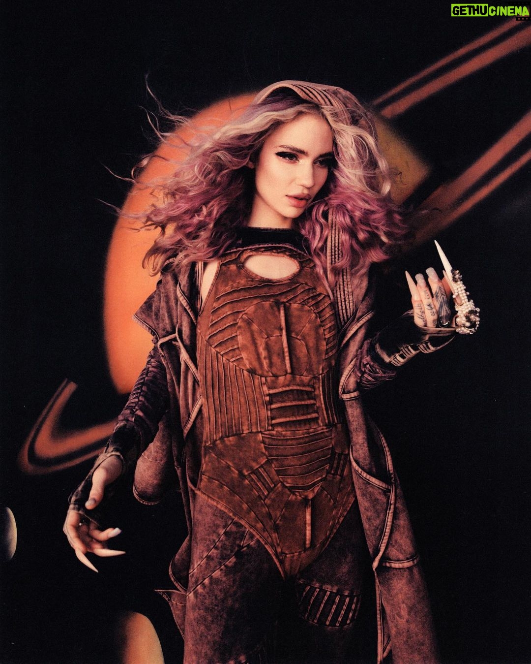 Grimes Instagram - Was gna go to therapy but decided to study the ways of the Bene Gesserit instead (Can mental health and larping co exist? Yes) Shout out to my amazing friends @demobaza for the lady jessica vibes 🚀🚀🚀 Arrakis
