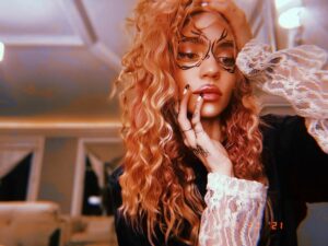 Grimes Instagram - 🪐 Marie Antoinette 2077 🪐
