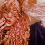 Grimes Instagram – 🪐 Marie Antoinette 2077 🪐