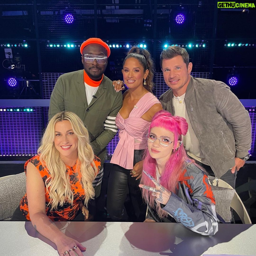 Grimes Instagram - We’re on the search for the next digital popstar! Haha this show is Gna be insane also #1 rule don’t cry on reality tv and I already cried twice regrettably so, tune in for chaos