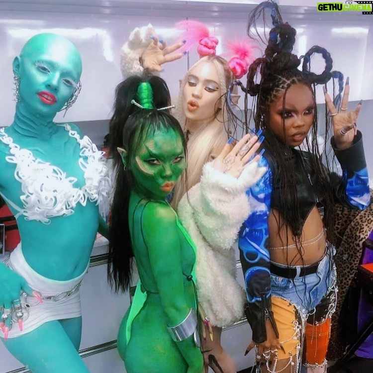 Grimes Instagram - I can verify that I was very confused and very drunk this entire shoot haha. Thanks so much for having meeee @dojacat !! This song is ☄️