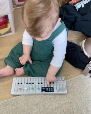 Grimes Instagram - It’s my Bday!!! Also lil X made a loop on my keyboard?  Prob an accident but tbh he played a super fire set just now. 
Totally forgot it was my bday until @____zoe_bleu_arquette____  @nusi_quero @angelfir.e @illangelo @tweakt had impromptu tattoo party at midnight last night lol.  Strong spells today 

Photos by Nicole Nabulsi !