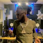 Guè Instagram - When the YArdie’s 🇯🇲 and the Italian’s 🇮🇹 link up, me affi chat some Italian inna dah bad verse yah 🔥 🔥🔥🔥🔥 #topnotch Out now