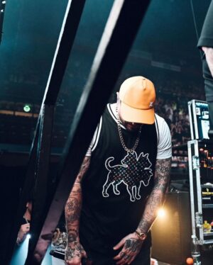 Guè Instagram - DOGOCRAZIA WE KEEP ON ROCKIN 👀 @vincenzotascofotografo