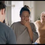 Gupse Özay Instagram - Selam :) Lohusa filmini izleyenler bilir. Filmdeki reklam entegrasyon sahnelerimizi çok sevdiniz. Eski bir reklamcı olarak öncelikle beni; sonra hepimizi övgü almak çok sevindirdi. Reklamların filmin veya dizinin içinde organik, doğal ve hatta güldürerek entegre edilmesi çok gördüğümüz bir şey değil. Buradan bu övgüleri almamızı sağlayan; bizleri özgür bırakan markalarımıza teşekkür ediyoruz. Sektörde bu şekilde sıcak entegreleri görmek dileğimizle sizleri öperiz :) @migrossanalmarket #reklam #lohusa