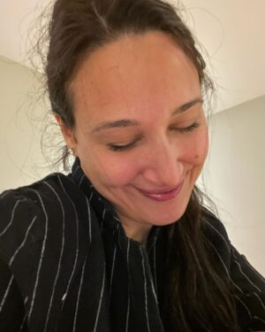 Gupse Özay Instagram - Arkadaşlar evet yeni telefon aldım..