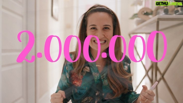 Gupse Özay - 86.6K Likes - 🎉🎉🎉 İKİ HAFTADA SAYISI 2 MİLYONA ulaşan izleyicimize deliler gibi teşekkür ederiz !!!! 🎉🎉🎉 #eltilerinsavaşı ekibi olarak sizi çokkkkk seviyoruuuzzzz!!!