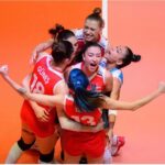 Gupse Özay Instagram - 2020 CEV Tokyo Olimpiyat Elemeleri Finali'nde Almanya'yı 3-0 mağlup ederek 2020 Olimpiyat Oyunları'na katılma hakkı kazanan #fileninsultanları #fileninkadınları 'na helal olsun!