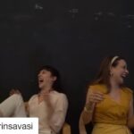 Gupse Özay Instagram - Filmimizin dillere pelesenk olacak ingilizce şarkısından bir kuple... ⚡️⚡️⚡️ Not: İnsanın gönlünce beraber saçmalayabileceği bir partneri olmalı 👉 @mervedizdar 🤓 #eltilerinsavaşı
