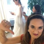 Gupse Özay Instagram - #tb Canım eltime gelinlik bakarken en samimi duygularımla destek olmuştum. #çünküeltilikbunugerektirir #eltilerinsavaşı @eltilerinsavasi ⚡️⚡️ Supporting my sister-in-law while she was looking for a wedding dress.. #warofsisterinlaws