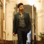 Gurmeet Choudhary Instagram - Vibe hai! Vibe hai! #saturdayvibes 😎 . Outfit - Monochrome blazer, shirt and trousers - @tommyhilfiger Fashion Directed by: @thebongmunda 📸 : @sk_.click Managed by : @jeevitaoberoi . . #style #faishon #trending #reels #gc