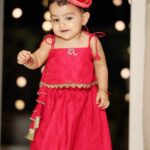 Gurmeet Choudhary Instagram – When the whole family is in town it’s indeed a very Happy Diwali ✨❤️ 
Wishing you all love, light and happiness always 🥰 
. 
.
Debina wearing @aachho 
Gurmeet wearing @saundhindia 
Babies wearing @monkandmei @meizuluxury 
.
.
#HappyDiwali #Family #BetterTogether