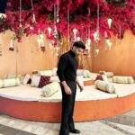Gurmeet Choudhary Instagram - ♠️♥️♣️ . . Highneck - @celioindia Pants -@laxmikrishnaofficial Shoes - @lussolifestyleofficial Jewellery - @adonis_sterling Stylist - @simrankhera5 @styledbyayushidixit Assisted - @srivastavashi . . #gc