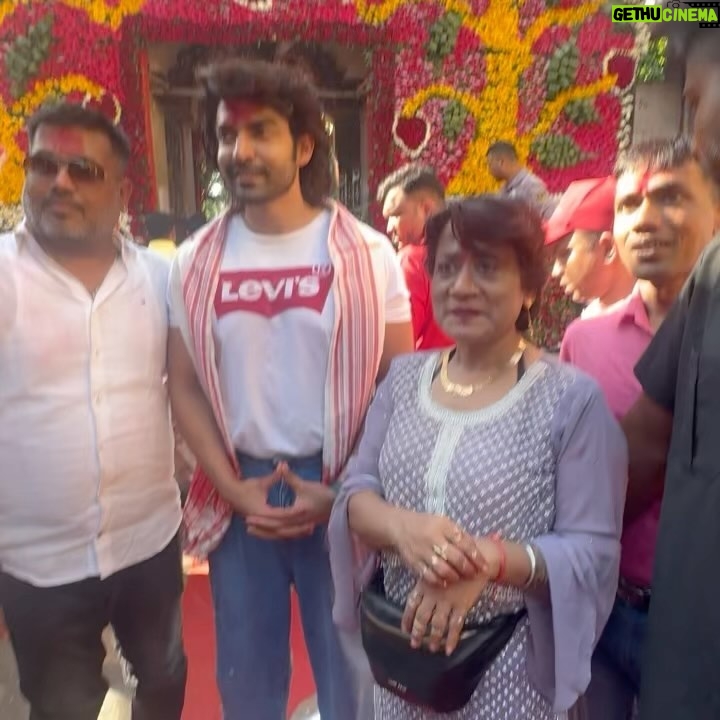 Gurmeet Choudhary - 359.4K Likes - Jai Maa Kamakhya ✨❤️🙏🏻
Happy Ashtami to everyone
Sending all good vibes and blessings to you and your loved ones on this auspicious day!!
.
.
.
#aasam #guwahati #kamakhya #maa