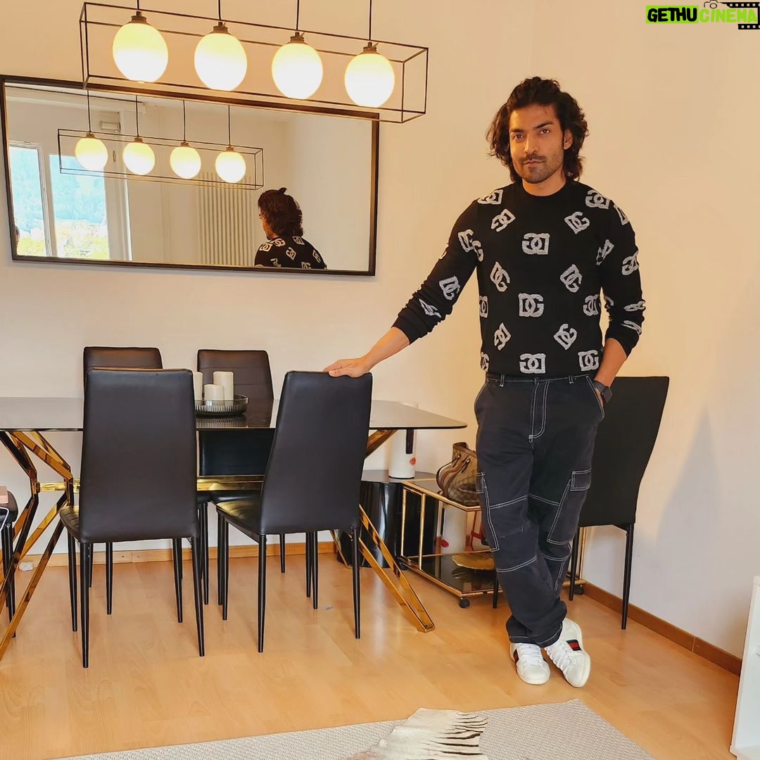 Gurmeet Choudhary Instagram - Our Zurich wala home 😉 . Thanks to @airbnb for partnering with us, this is how we like it, Infact love it.. In our home away from home wala comfort with best of best facilities and utilities ❤️ . . #collectingmoments #travel #fun #gurmeetchoudhary #debinabonnerjee #family #love #swiss #zurich #switzerland Zürich, Switzerland