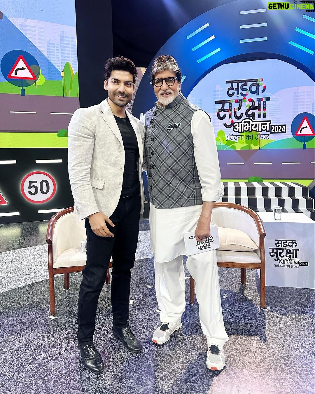 Gurmeet Choudhary Instagram - Glad to share the stage with “The legend @amitabhbachchan Sir for such an important panel discussion on #SadakSurakshaAbhiyan 2024, a nationwide mission for road safety and positive change. . . @news18hindi