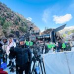 Gurmeet Choudhary Instagram – Grateful for the incredible journey on set with my  director @sidharth_sengupta ❤️🤗 . His passion, guidance, and love have made every moment unforgettable. 🎬💫
 #yehkaalikaaliankhein #DirectorLove #OnSetMagic Manali, Himachal Pradesh