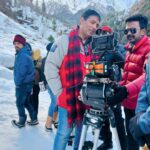Gurmeet Choudhary Instagram – Grateful for the incredible journey on set with my  director @sidharth_sengupta ❤️🤗 . His passion, guidance, and love have made every moment unforgettable. 🎬💫
 #yehkaalikaaliankhein #DirectorLove #OnSetMagic Manali, Himachal Pradesh