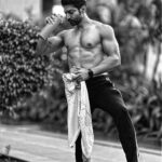 Gurmeet Choudhary Instagram – Morning starting with sweat…