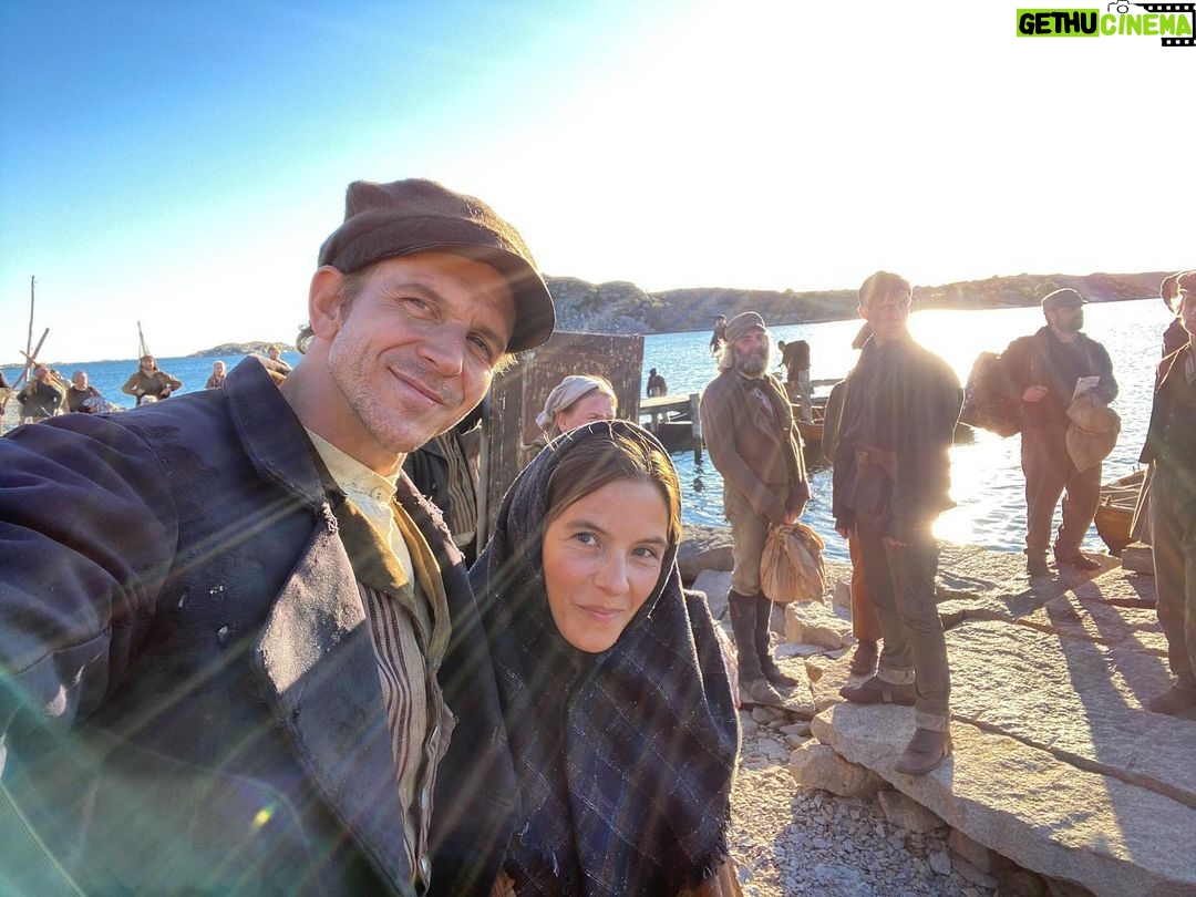Gustaf Skarsgård - 58.9K Likes - Thank for the nod! Both @lisacarlehed and I got nominated for our performances in Utvandrarna (The Emigrants) at the @guldbaggen awards. Also @actress_sofia_helin_ and the film itself got nominated.🙏