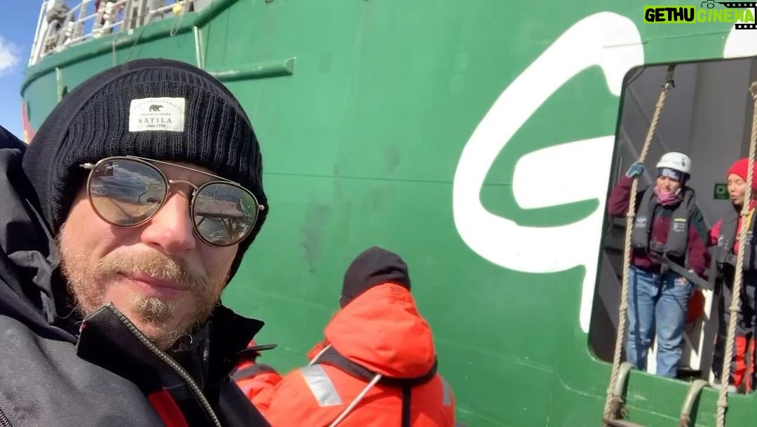 Gustaf Skarsgård Instagram - Amazing news!!! Three years ago I was fortunate enough to be invited to the Antarctica with @greenpeace as a part of their Pole to Pole campaign to raise awareness about the oceans. One of the main goals was to put pressure on our governments to agree to a strong global ocean treaty in the UN. This provides a legal framework for us to protect our oceans! After almost 20 years of negotiations, such a treaty has finally been agreed upon!!! Thank you to @greenpeace_oceans and all the hundreds of thousands of people who have engaged in this issue around the world. The journey is obviously never ending but this is a crucial milestone!!!