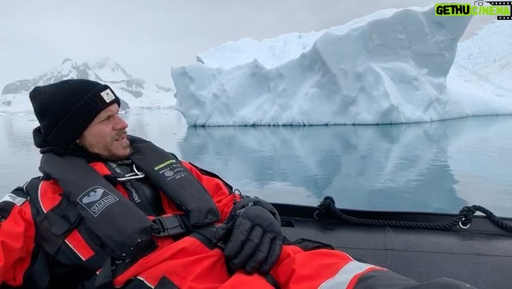 Gustaf Skarsgård - 40.4K Likes - “What do you think this is, a holiday?” Good times waiting for whales. Photo cred: @marioncotillard @greenpeace #protecttheocean #antarctica #iceberg #skyndalåmgsamt #chill #stressisinefficient #coldasice