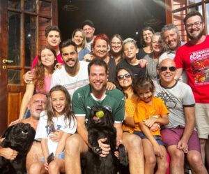 Gustavo Marsengo Instagram - Família eeeee
Família aaaaa
FAMÍLIA !!!