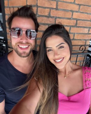 Gustavo Marsengo Instagram - Tardezinha de sábado 💖
#prasemprenós