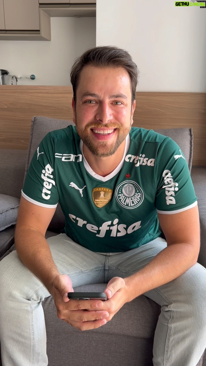 Gustavo Marsengo Instagram - Amanhã é dia de Choque Rei! E como eu não sou bobo, já escalei meu time no @cartolaexpress - com o Palmeiras jogando, não tem como não montar um time vencedor! Vamos lá Dudu, Endrick.. To confiante! Se você ainda não escalou seu time, corre lá que ainda dá tempo. As disputas dobro ou nada tão dando prêmios de até 30 mil reais, você vai ficar de fora dessa?! Me conta aqui, como você acha que o jogo vai ser? #PaulistaNoExpress #publicidade