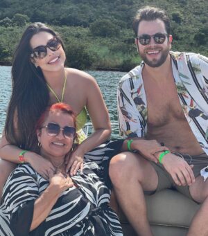 Gustavo Marsengo Instagram - Dia incrível no Lago do Manso.
Obrigada @malaimansoresort e @ciadaaventura pelo passeio top 🙌🏻