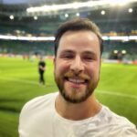 Gustavo Marsengo Instagram – Obrigado pelo convite @youtubebrasil .
E por proporcionar Momentos inesquecíveis com meu verdão nesse @paulistao !!!
AVANTI PALESTRA !!!!!
🐷🐷🐷🐷🐷🐷