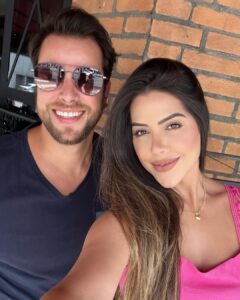 Gustavo Marsengo Instagram - Tardezinha de sábado 💖 #prasemprenós São Paulo, Brazil