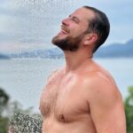 Gustavo Marsengo Instagram – Aqui dá até vontade de tomar banho 😅 Ilhabela, Sao Paulo, Brazil