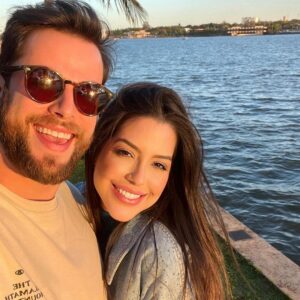 Gustavo Marsengo Instagram - Fim de tarde com meu amor 💚
