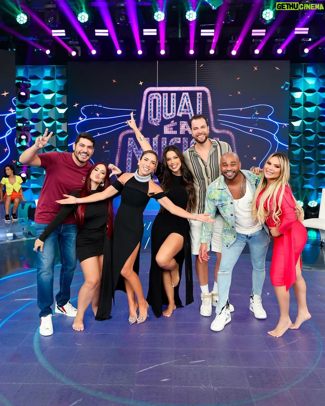 Gustavo Marsengo Instagram - Fotos muito boas para não serem postadas 😂😂😂 Não percam o @pgmsilviosantos hoje às 20h no @sbt