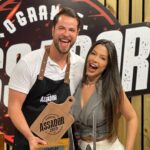 Gustavo Marsengo Instagram - Que prazer participar e GANHAR esse programa, que mistura duas paixões minhas. Reality show e churrasco !!!! Ainda mais com a minha mãe de dupla!!! Que privilégio ! Muito obrigado @rpcparana e @ograndeassador 👊 E aí !? Vai um churrasquinho !? Curitiba, Paraná