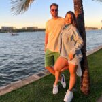 Gustavo Marsengo Instagram – Fim de tarde com meu amor 💚 Pontão Lago Sul, Brasília.