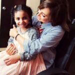 Haala Shiha Instagram - My little fan🩷 Putting a smile on children's faces is the best part of my day . #children #ourfuture #love