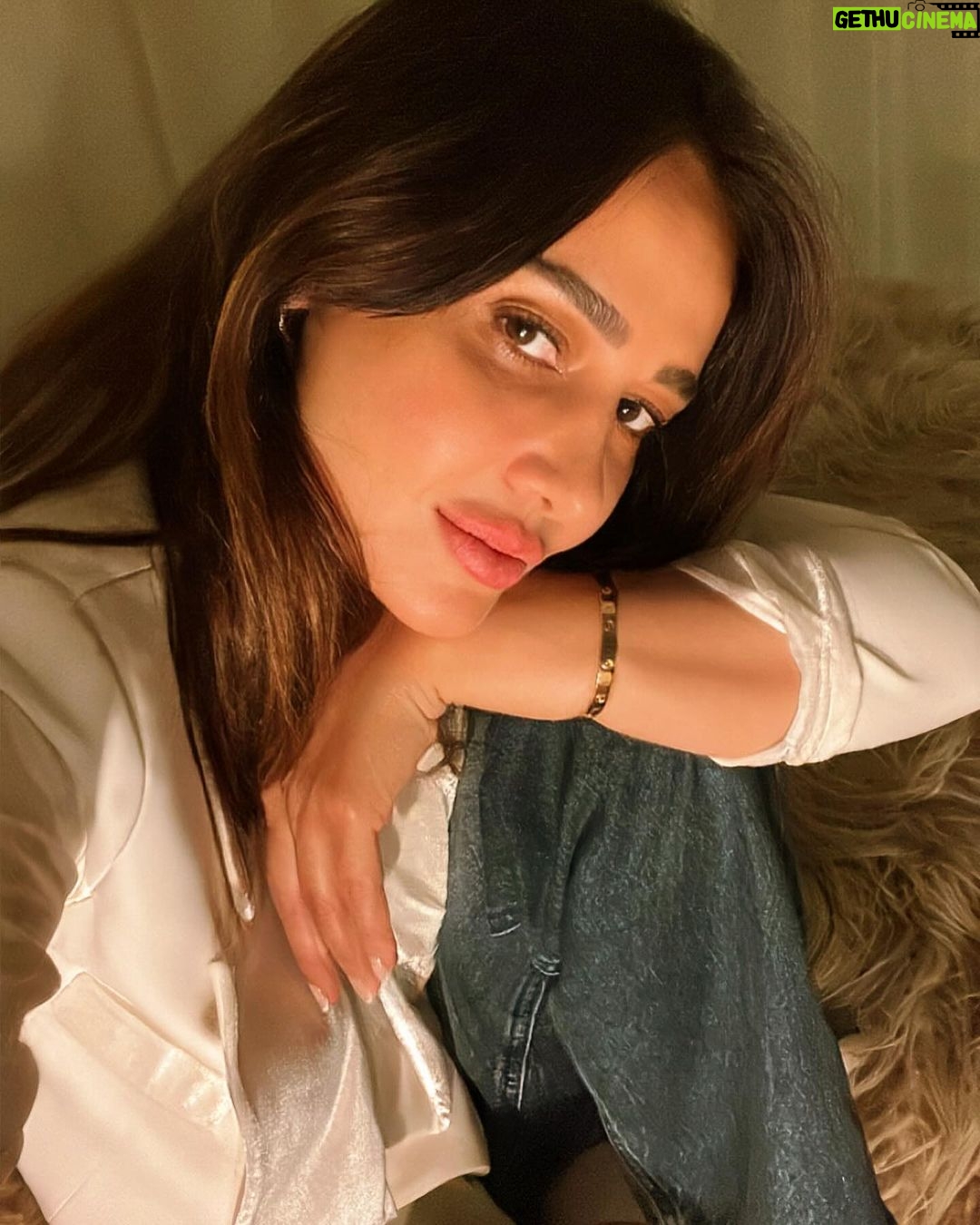 Haala Shiha Instagram - 🫶مساء الخير عليكم #goodvibes