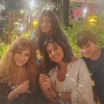 Haala Shiha Instagram - مع النجمة الجميلة نيلي أجمل صدفة النهاردة 🩷🤍 #goodvibes #family #qualitytime @andrea.egypt