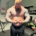 Hafþór Júlíus Björnsson Instagram - Body weight 186kg and increasing. Can you guys see the scar on my pec? @stevemoramd did a pretty good job! 🤌 Thor's Power Gym
