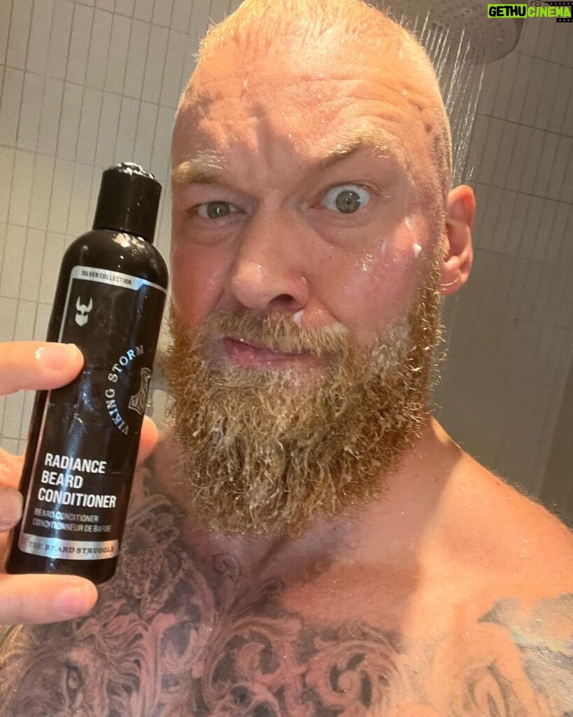 Hafþór Júlíus Björnsson Instagram - 120kg 8 reps 3 sets. I used beard wash and conditioner before my session and so should you. 😎 @thebeardstruggle code Hafthor for 20% OFF!! Thor's Power Gym