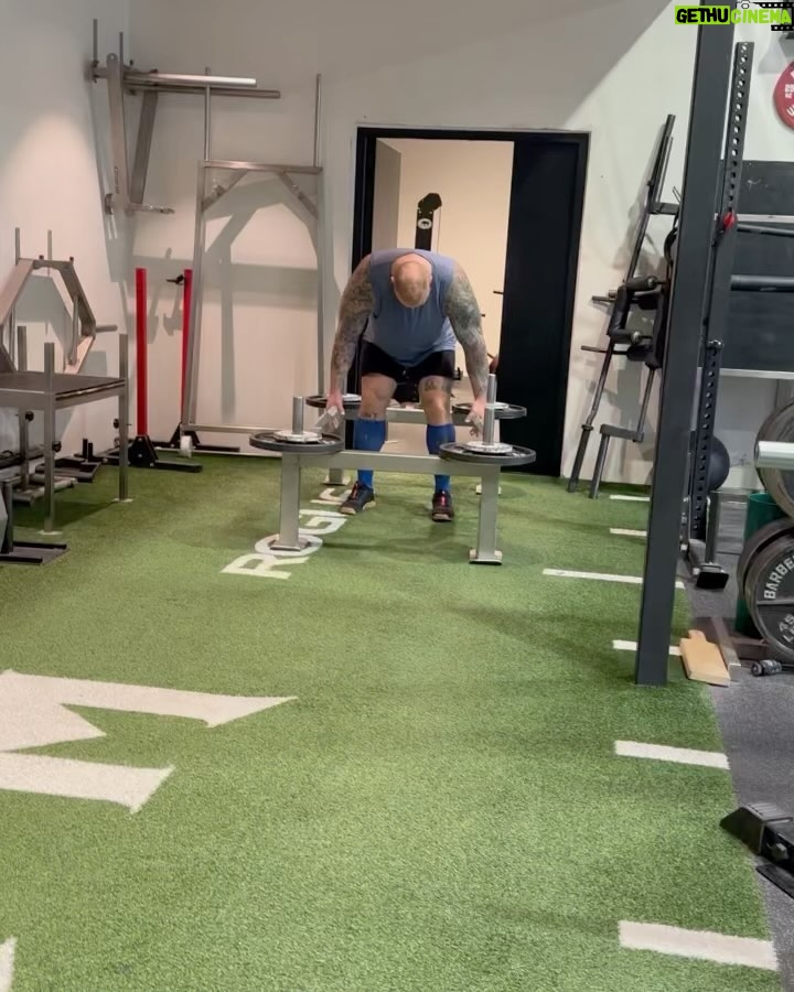 Hafþór Júlíus Björnsson Instagram - 270kg beltless deficit deadlifts were on the menu today. It might surprise some of you to learn that going to failure every session is a great way to get injured but a terrible way to get strong. I always leave something in the tank in these sessions. This remains true as I grow stronger and the weights get heavier but feel easier.
