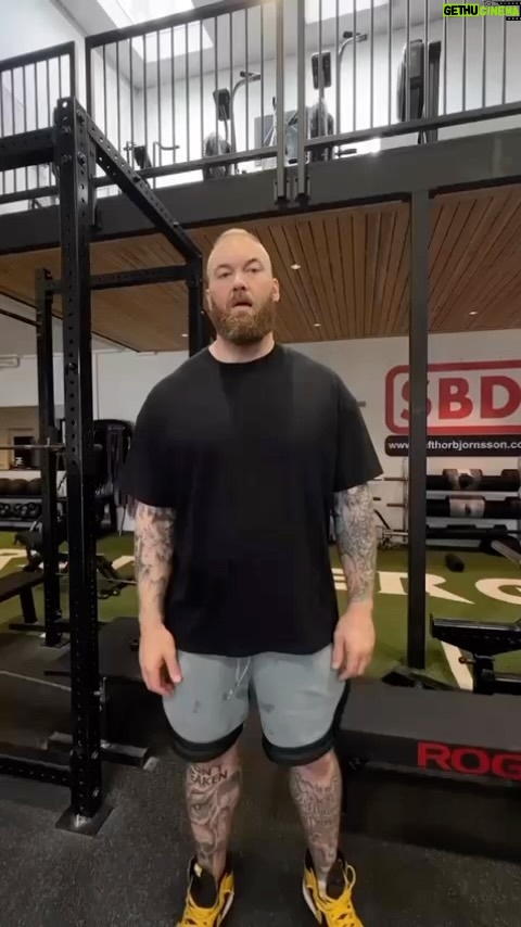 Hafþór Júlíus Björnsson Instagram - I’m actually 11 weeks post surgery now and every week I’m feeling better. I’m almost back at full range of motion 🤩 big shoutout to @stevemoramd for a 10/10 job on my pec! Thank you all for the continued support while I’m crawling back into rhythm, it means a lot.